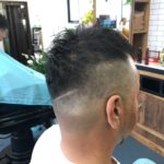 V字ライン　フェードメンズ　ファシナトゥール　理容室　散髪